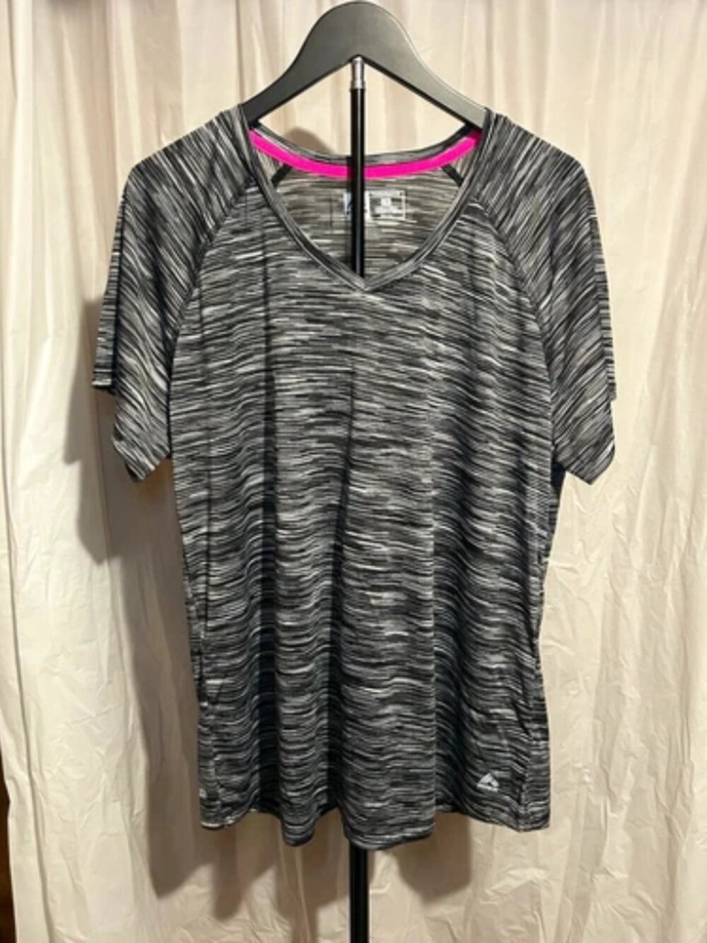 RBX Performance Womens 2X Gray/Black V-Neck Raglan Striped Knit T-Shirt
